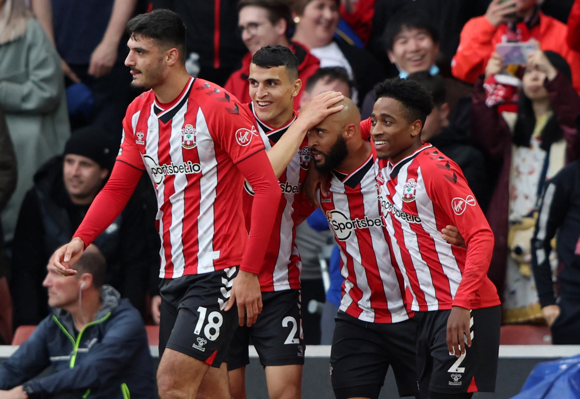 成败皆由你！高诗岩末节4中0&2罚不中，全场7分11助4断（高诗岩左右胜负：末节4投0中两罚不中，全场7分11助攻4抢断）