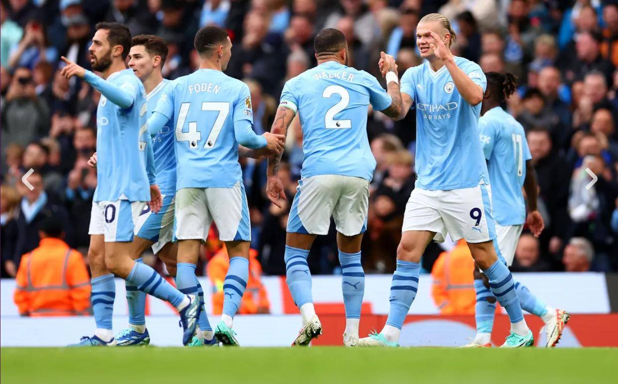 坚守篮球战场，逐梦赛场（砥砺篮坛，逐梦赛场）