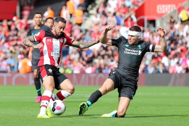 NBA常规赛继续进行，勇士客场131-136不敌开拓者。（NBA常规赛持续上演，勇士客场以131-136不敌开拓者）