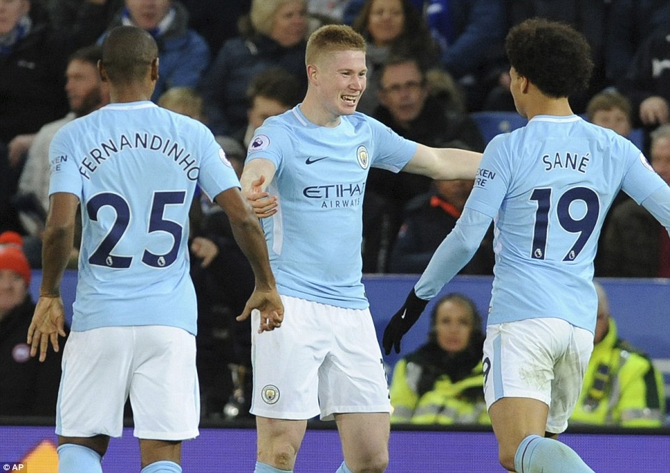 少一人的切尔西让阿森纳犯难，英超争冠从来不乏拼桌的