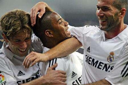 柯比·普克特在世界大赛第六战击出再见本垒打，助明尼苏达双城队续命并最终夺冠